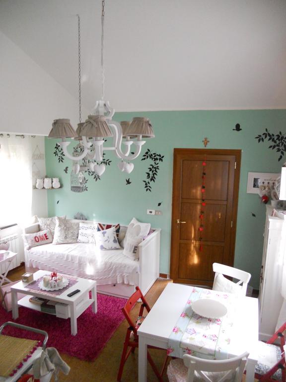 הוילה מונליה La Casa Azzurra חדר תמונה